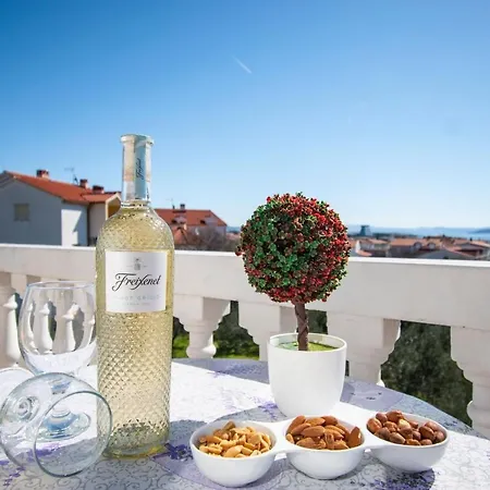 Διαμέρισμα Family Holiday Lucia