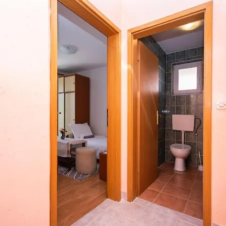 Διαμέρισμα Family Holiday Lucia *