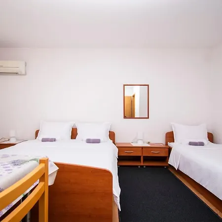 Διαμέρισμα Family Holiday Lucia *