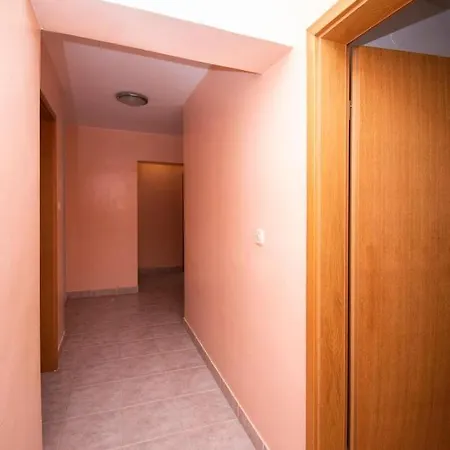 Διαμέρισμα Family Holiday Lucia Βόντιτσε