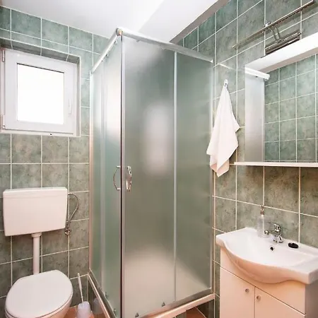 Διαμέρισμα Family Holiday Lucia *