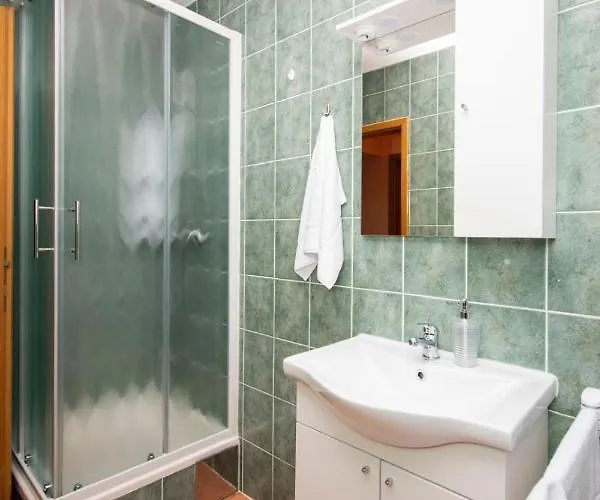 Family Holiday Lucia Apartmán *