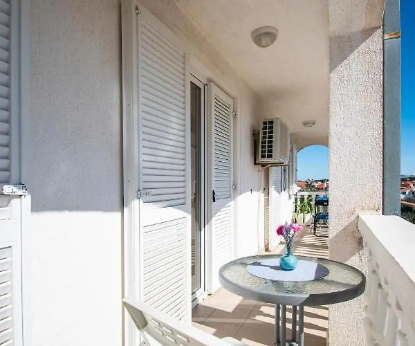 Family Holiday Lucia * Vodice